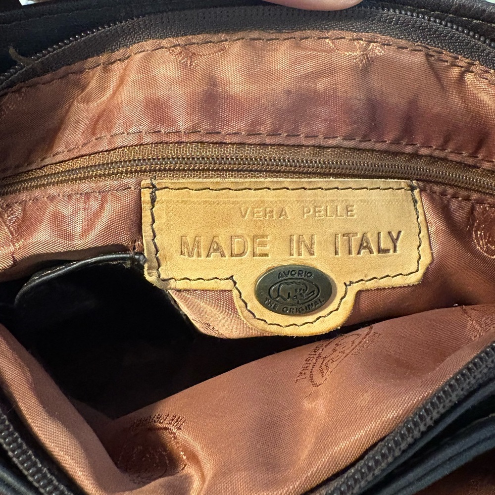Avorio The Original Italy brown leather purse.

- 




- - Picture 11 of 16